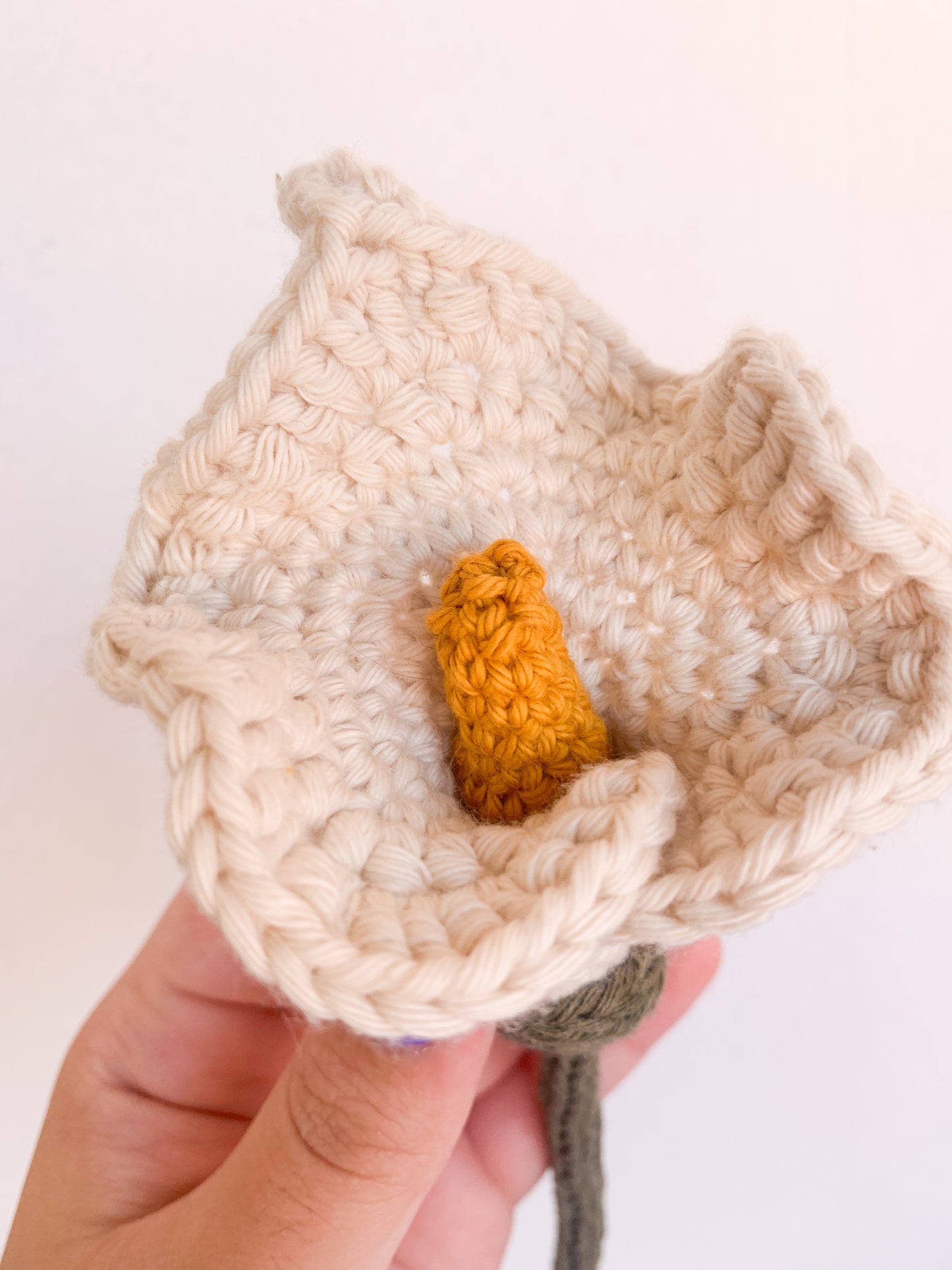 Lírio em crochet