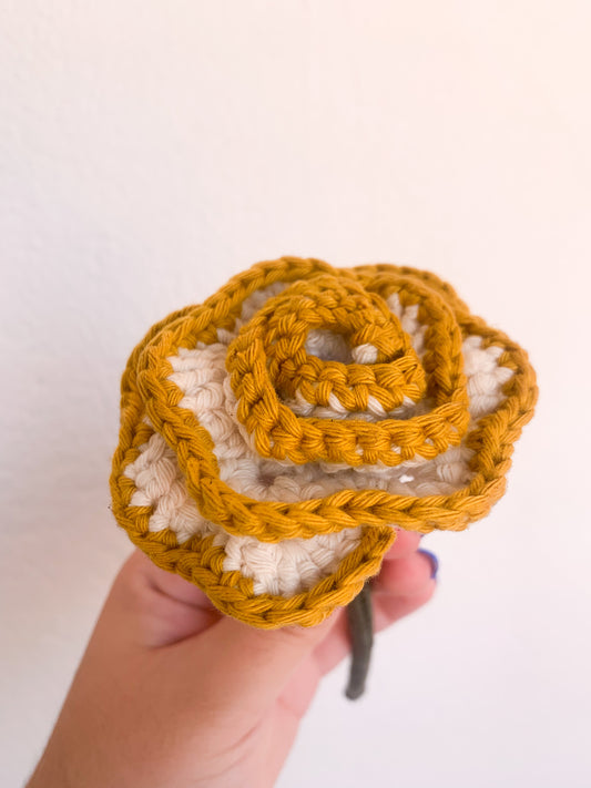 Rosa em crochet