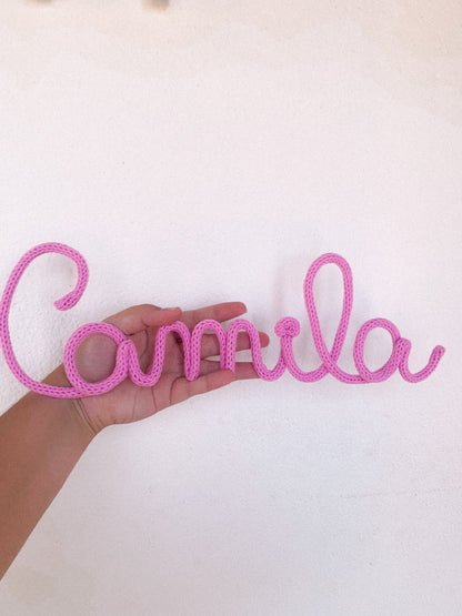 Nome "Camila" em tricotin