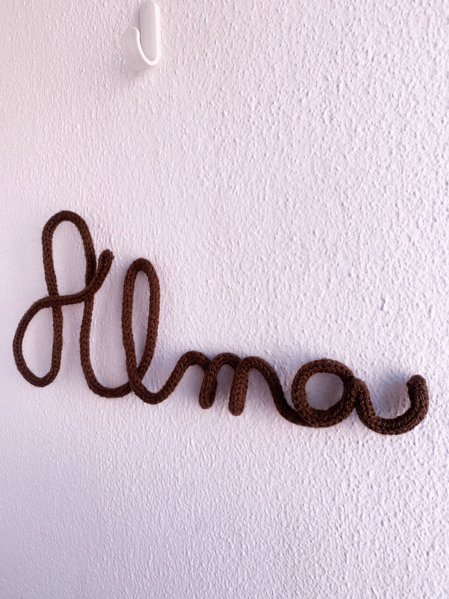 Palavra "Alma" em tricotin